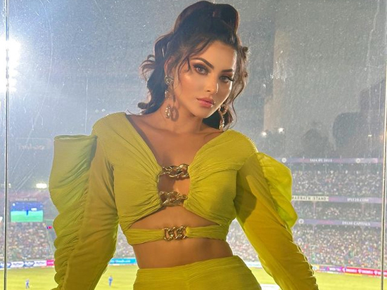 Titillating Display From Urvashi Rautela